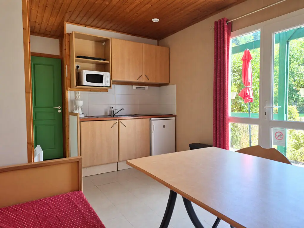 Location de chalet 4-5 personnes piscine près d’Auxerre Yonne_301