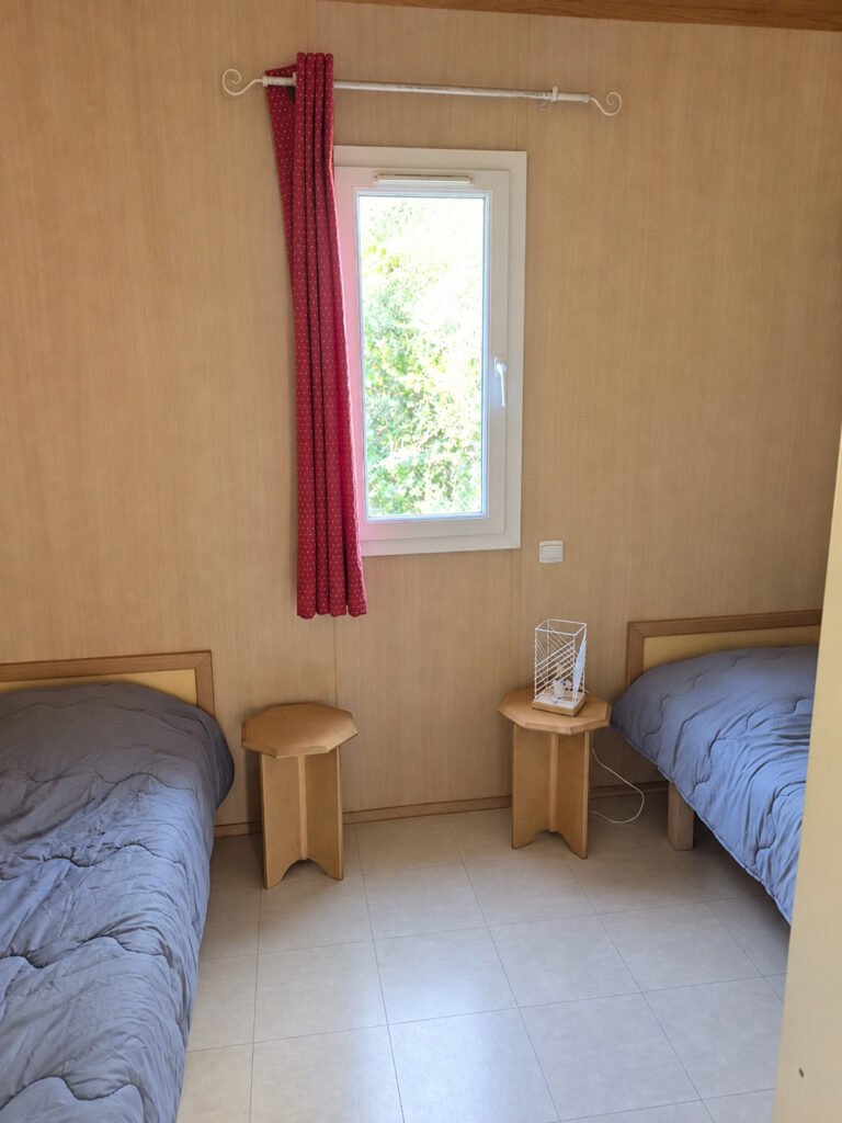 Location de chalet 4-5 personnes piscine près d’Auxerre Yonne_303