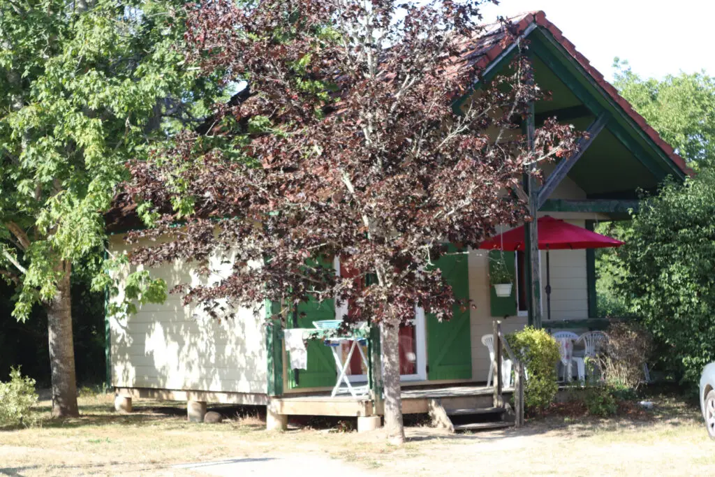 Location de chalet 4-5 personnes piscine près d’Auxerre Yonne_306