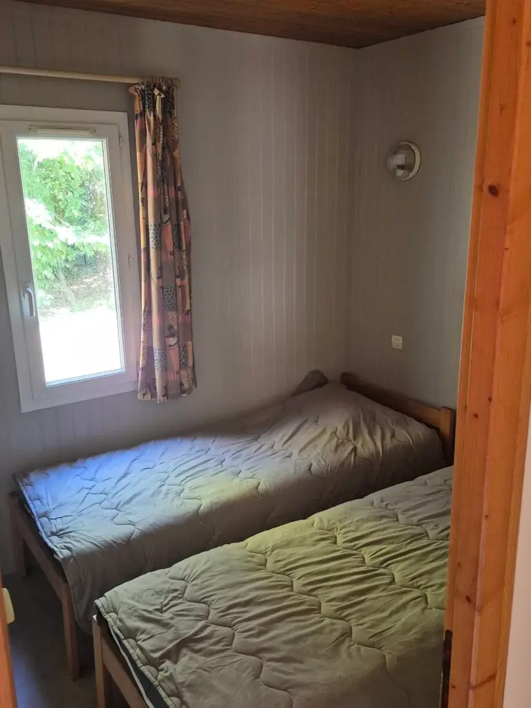 Location de chalet 4 personnes piscine près d’Auxerre Yonne_304